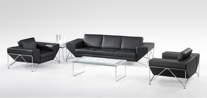 現(xiàn)代真皮沙發(fā)